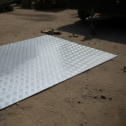 Custom Aluminum Checker Plate - Trailer Bed | John Steel