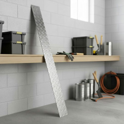 Profilato piatto in acciaio inox a lacrima su misura | John Steel