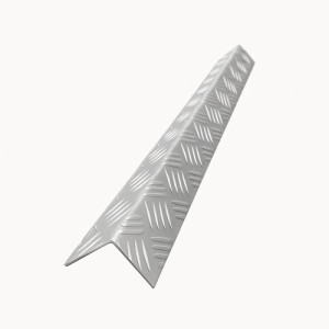 Cornière d'angle en alu antidérapant - John Steel
