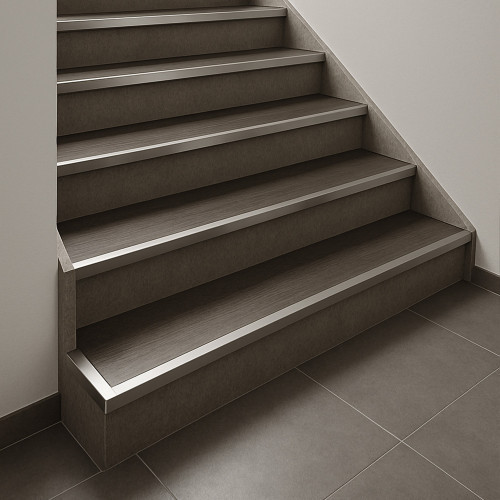 Remate de Escalón en Acero Inoxidable Cepillado – John Steel