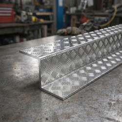 Profilé Z inox larmé sur mesure| John Steel