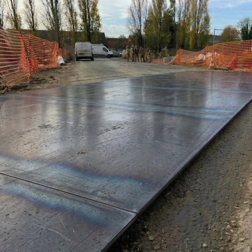 Placa de calzada de acero en bruto a medida - Protección vial