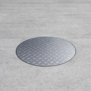 Round tread stainless steel access cover – John Steel