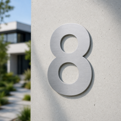 Huisnummer Coolvetica op maat: 8 | John Steel