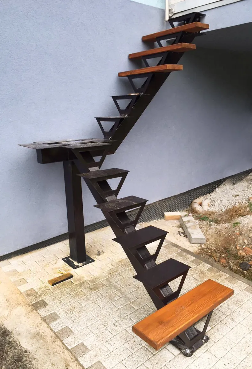Escalier en acier brut - Acier brut