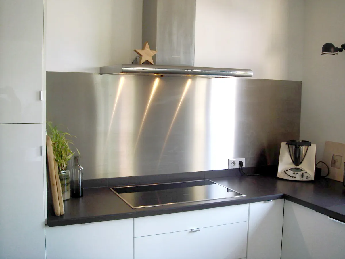 Crédence inox brossé sur mesure - Inox brossé